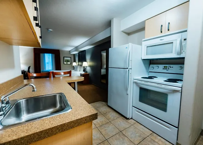 Super 8 By Wyndham Grande Prairie