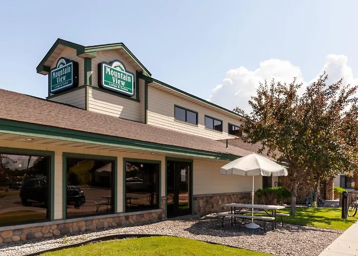 Mountainview Lodge And Suites
