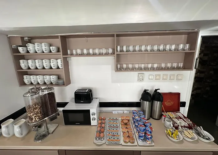 Europa Hotel Es Etterem