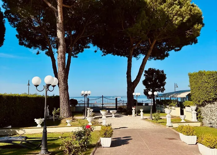Le Naiadi Park Hotel Sul Lago