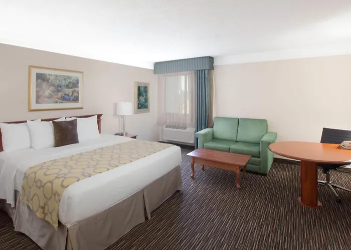 Baymont By Wyndham Texarkana