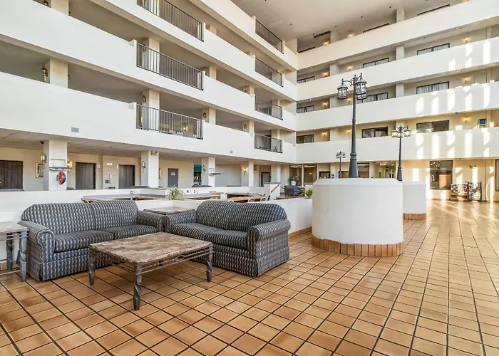 Clarion Hotel Jackson Northwest