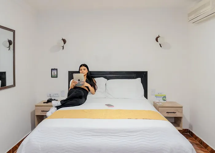 Hotel Avenida 3 Real