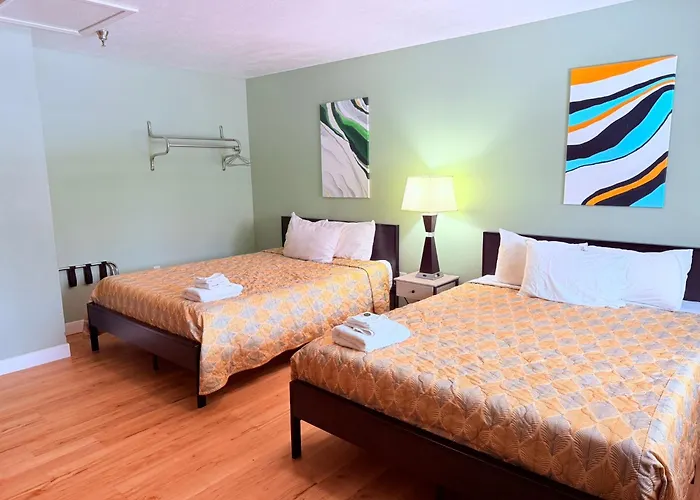 The Kingsley Suites