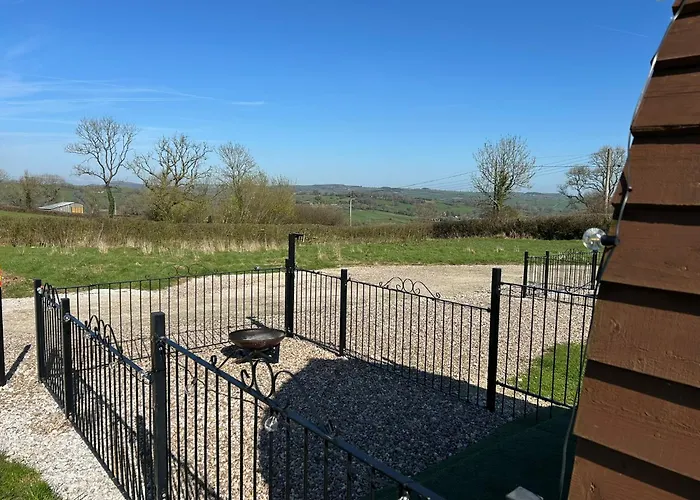 Poplars Farm Site Glamping Pods Adults Only With Separate, Private Shower Rooms