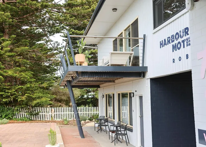 Harbour View Motel