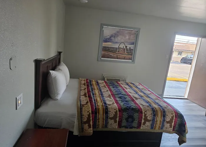 Indian Mound Motel