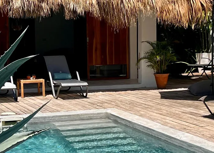 Leeloo Boutique Hotel