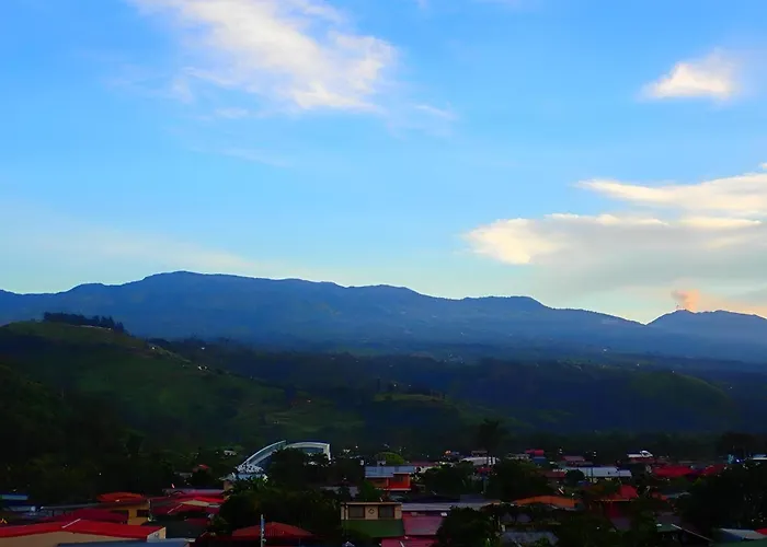 Orosi Lodge