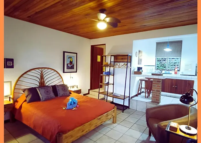 Orosi Lodge
