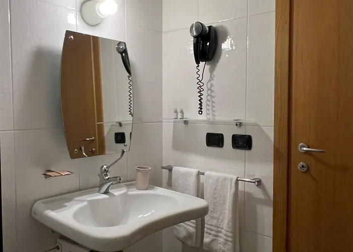 Master Hotel