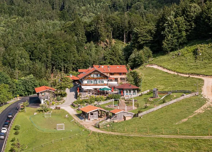 Berggasthof Hotel Duftbraeu I Ruhige Alleinlage I Mitten Im Gruenen