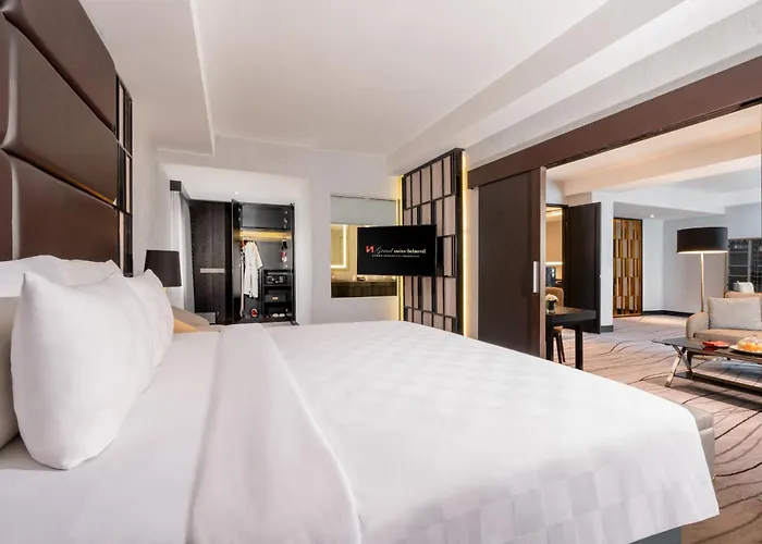Grand Swiss-Belhotel Darmo