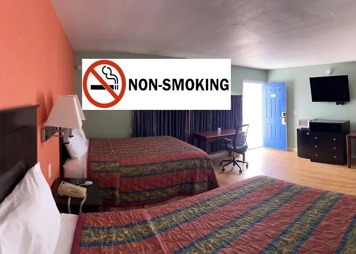 Town & Country Motel
