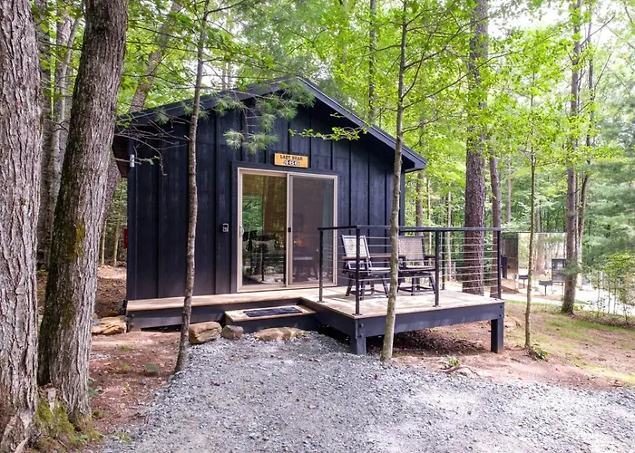 Couples Glamping Cabin-Lazy Bear At Valley Bear Farms Resort