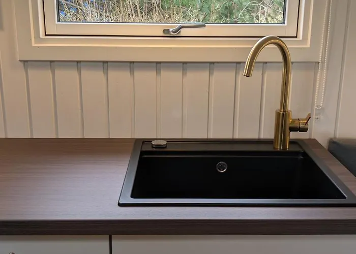 Henneby Camping - Hytter