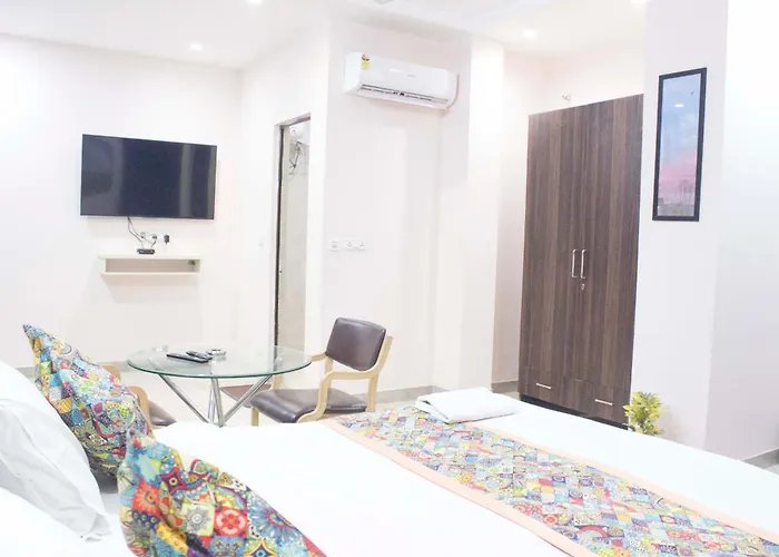 Jsb Hotel