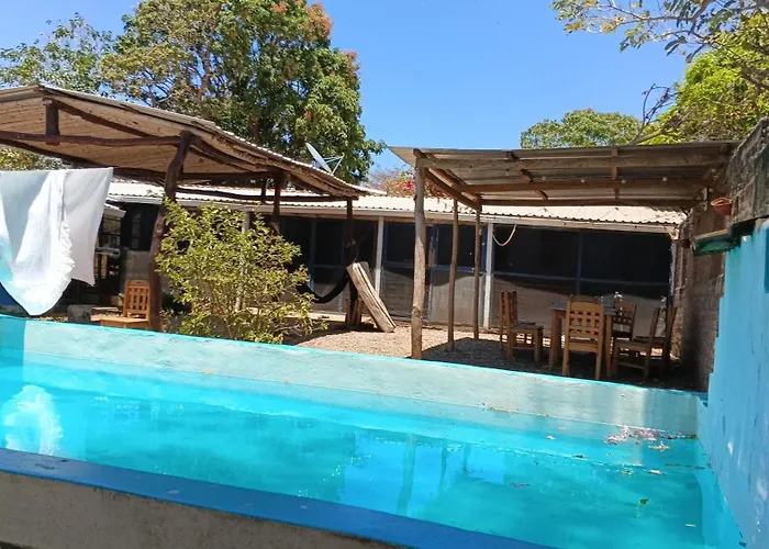Hostal Casa Pura Vida
