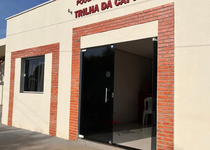 Pousada na serra da capivara