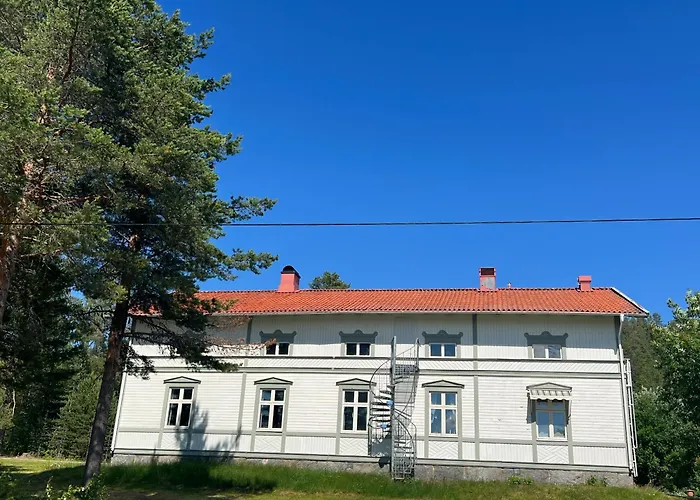 Lantlivlodge I Oesterjoern -Herrgard