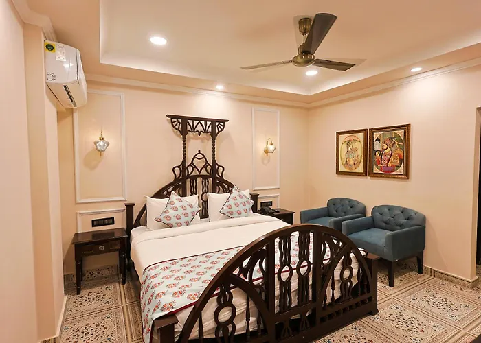 Ved Mahal