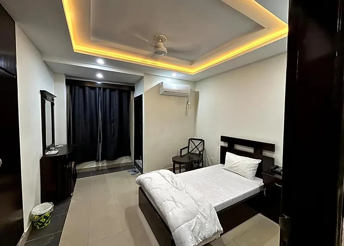 Peaceful Stay In Peshawar