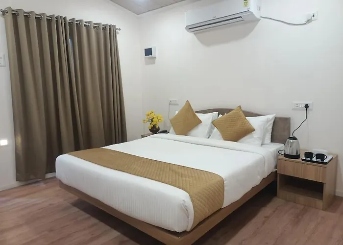 Bijaspur Royale Tree Resort