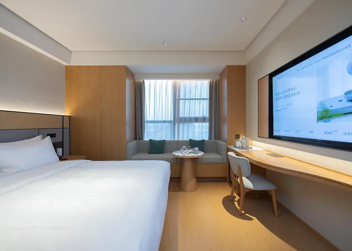 Ji Hotel Zhangjiagang High-Speed Railway Station