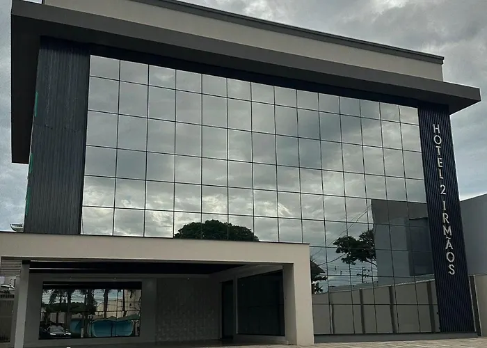 Hotel 2 Irmãos
