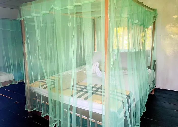 Green Tree House Yala