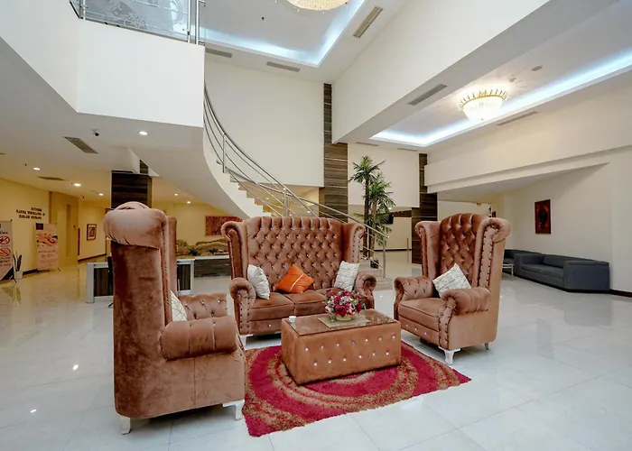 Sutan Raja Hotel & Convention Centre Kotamobagu