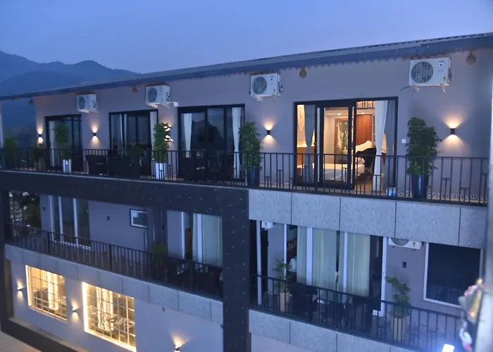 Aarush Hotel & Resort