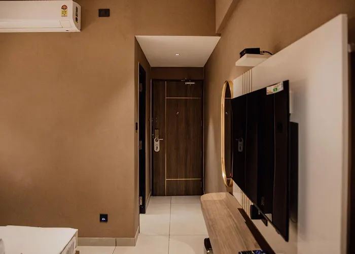 Varanashi Inn