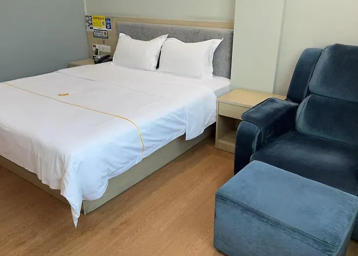 Boyu Hotel Guangzhou North Station Huadu Auto City Subway Station Branch