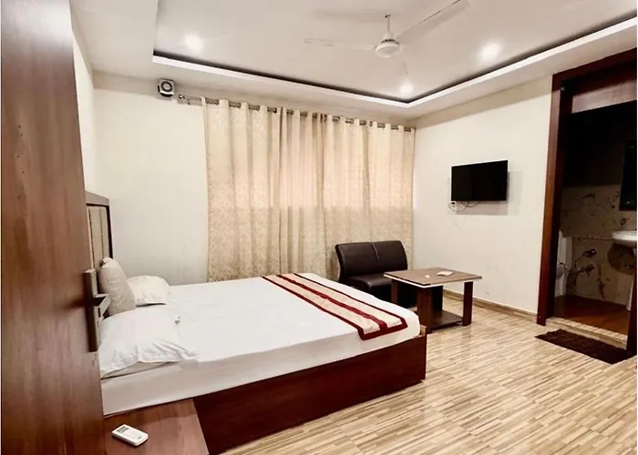 Jeevak Hotel