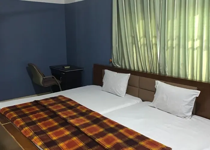 Onayaa Hotel