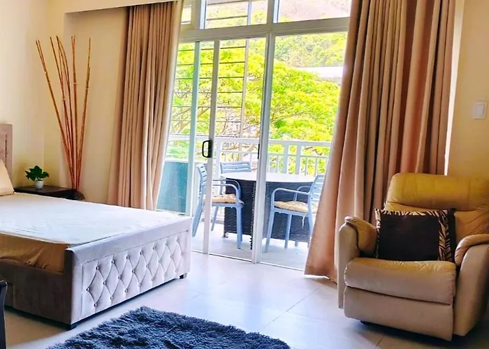 Pico Hamilo Coast Condotel Suite