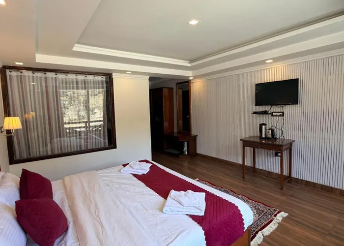 Hotel Green Tara By Trippers Club