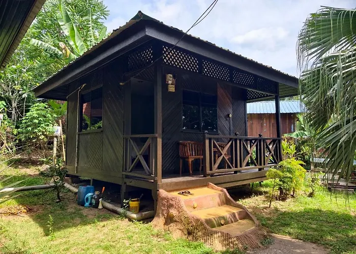 Nazri'S Place 2