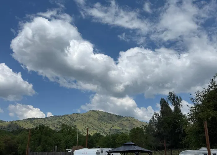 Dale- Glamping Shasta At Winery Near Sequoia