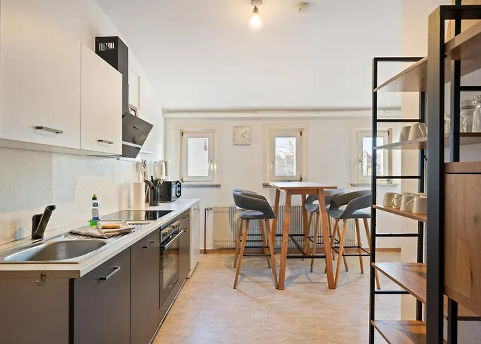 Monteurzimmer Haus 6 Nebringen für bis zu 12 Personen - Küche und Parkplätze vorhanden