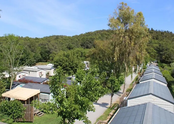 Mobil Home Avec Terrasse A Bormes-Les-Mimosas - Api-1-52-270