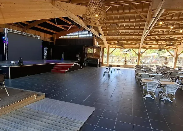 Mobil Home Premium 6 Pers 3Ch Tout Confort Climatisation Menage De Fin De Sejour Camping A Mayotte 5 Etoiles D'Exception Lac De Biscarrosse A 25Mm Dune Du Pilat Et 10Mn Bisca Plage Ocean