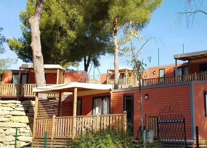 Camping De Ceyreste - Maeva