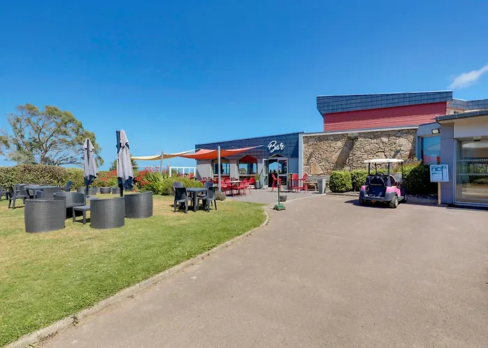 Brit Hotel Golfhotel Saint Samson