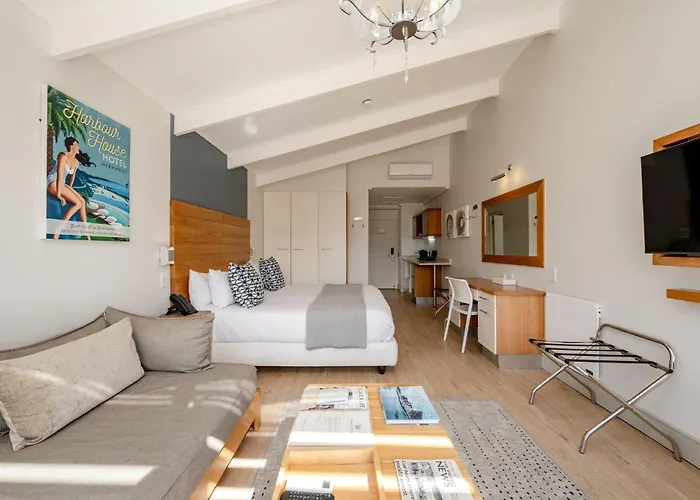 Harbour House Hotel