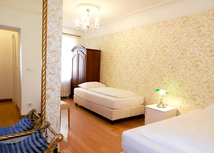 Allegro Hotel