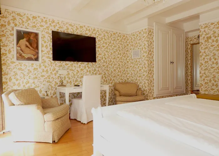Allegro Hotel