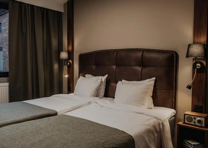 Home Hotel Bristol