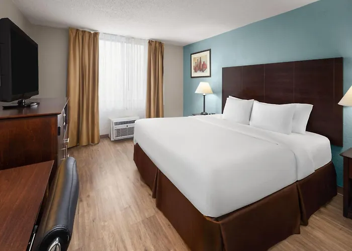 Wyndham Garden Detroit Metro Airport